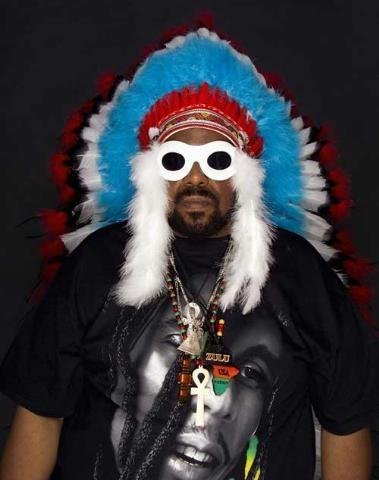 Produtor americano Afrika Bambaataa se apresenta no Opini&atilde;o &agrave;s 22h