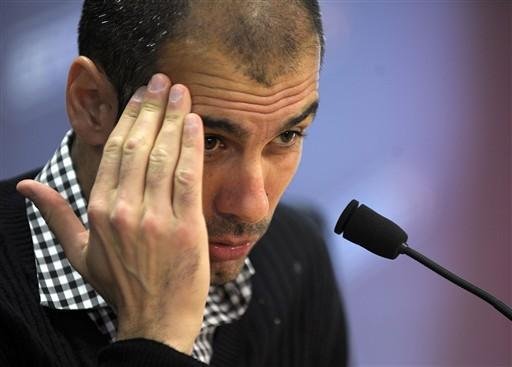 Guardiola ter&aacute; problemas com a les&atilde;o de Iniesta