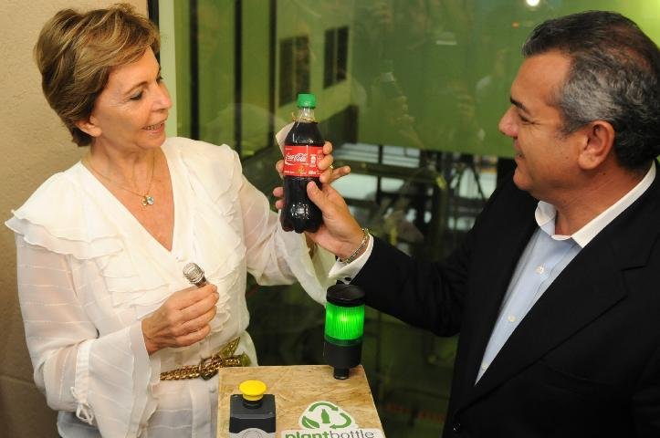 Porto Alegre &eacute; a primeira cidade da Am&eacute;rica Latina a usar garrafas ecol&oacute;gicas