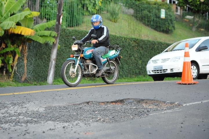 Dmae assume responsabilidade por buraco que matou motoqueiro