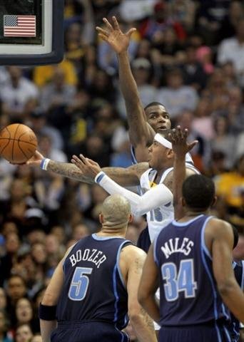 Ala Carmelo Anthony foi o grande destaque na vit&oacute;ria do Denver sobre o Utah Jazz, com 42 pontos marcados