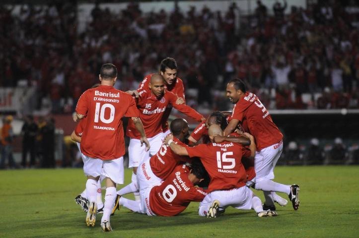 Andrezinho marca para o Inter