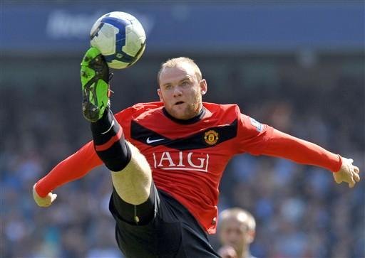 Rooney ficar&aacute; tr&ecirc;s semanas parado devido &agrave; les&atilde;o na virilha
