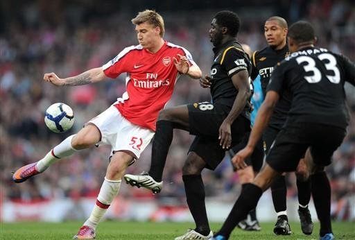 Arsenal e Manchester City empatam em 0 a 0 