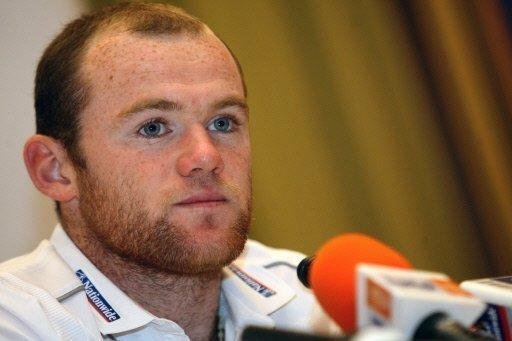 Rooney diz que Messi &eacute; o melhor do mundo