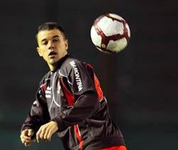 D&acute;Alessandro se recupera e enfrenta o Banfield