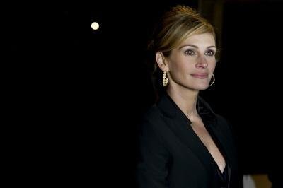 Julia Roberts &eacute; eleita a pessoa mais bela do mundo