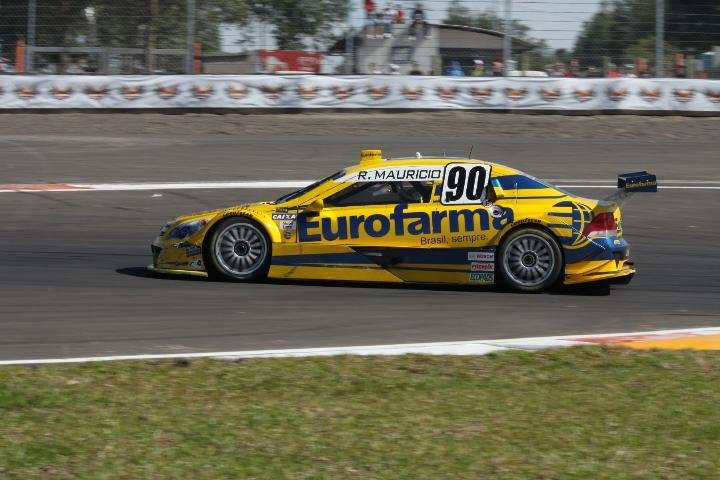 Ricardo Maur&iacute;cio vence etapa da Stock Car no Velopark