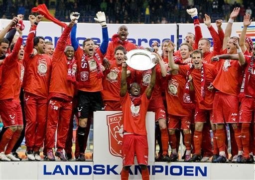 Twente &eacute; campe&atilde;o holand&ecirc;s pela primeira vez na hist&oacute;ria