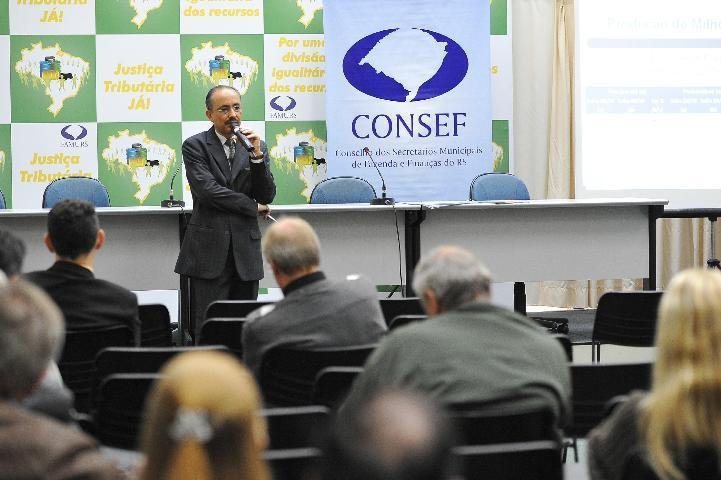 Secret&aacute;rios municipais da Fazenda avaliam incremento de receitas de prefeituras