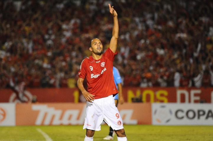 Alcesandro &eacute; a esperan&ccedil;a de gols do Inter esta noite