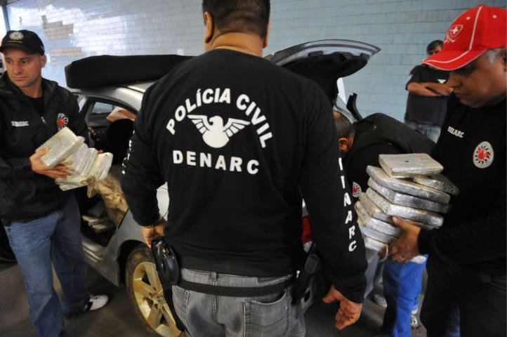 De acordo com a Pol&iacute;cia Civil,o ve&iacute;culo foi abordado no ped&aacute;gio de Fazenda Vila Nova