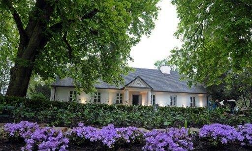 Casa de Chopin &eacute; reaberta, nos 200 anos do compositor