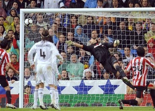 Real goleia Athletic Bilbao