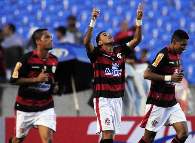 Denis Marques marcou o gol do Flamengo no empate por 1 a 1 com o S&atilde;o Paulo
