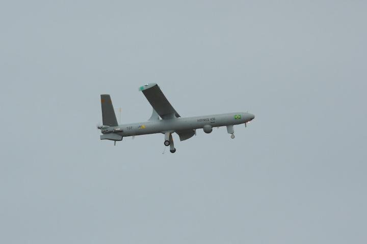 FAB avalia aeronaves n&atilde;o tripuladas em Santa Maria
