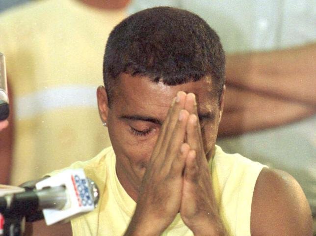 Correio do Povo lembra as unanimidades nacionais que n&atilde;o foram convocadas para a Copa, como Rom&aacute;rio, em 2002