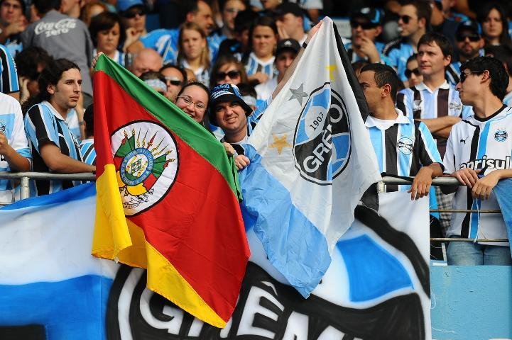 Restam pouco mais de 3 mil ingressos para o jogo entre Gr&ecirc;mio x Santos