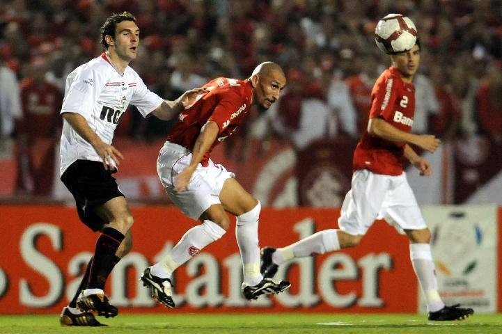 Inter e Estudiantes disputam primeiro jogo das quartas de final da Copa Libertadores