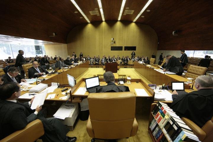 STF condena parlamentar pela primeira vez na hist&oacute;ria