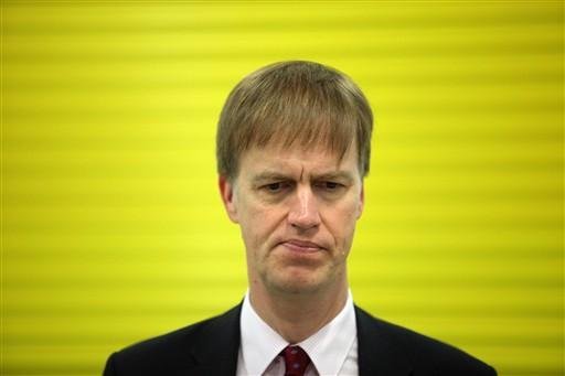 Stephen Timms est&aacute; hospitalizado e n&atilde;o corre risco de morte 