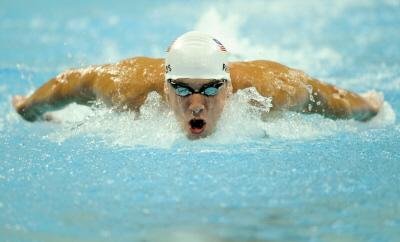 Phelps volta a vencer em torneio norte-americano