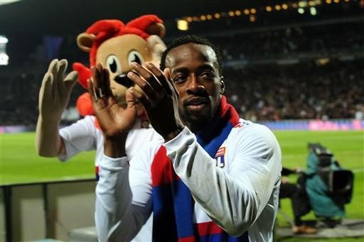 Sidney Govou ajudou na classifica&ccedil;&atilde;o do Lyon