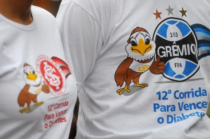 Instituto da Crian&ccedil;a arrecadou R$ 300 mil com a venda de camisetas alusivas ao Internacional e ao Gr&ecirc;mio