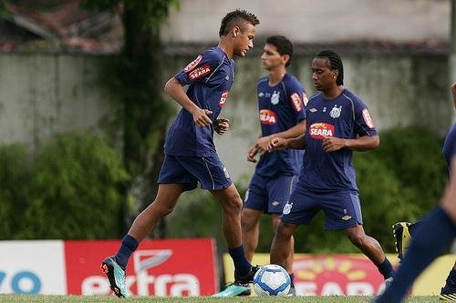 Neymar admite estar ansioso para enfrentar Gr&ecirc;mio