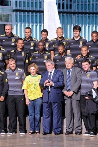 Lula se encontra com jogadores da Sele&ccedil;&atilde;o 