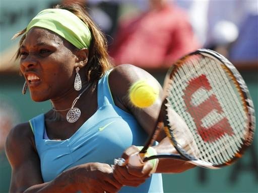 Serena atropelou a advers&aacute;ria alem&atilde; Julia Goerges e venceu por 2 sets a 0