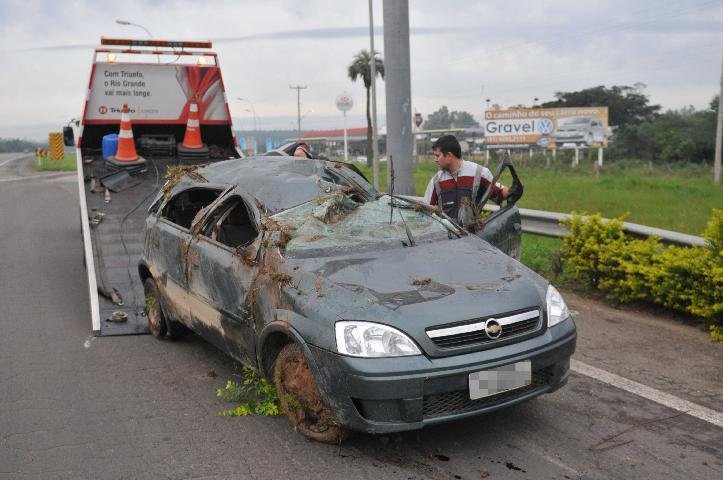 Feridos em acidente em Gravata&iacute; seguem hospitalizados 