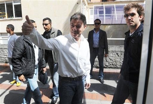 Juan Santos (foto) e Antanas Mockus disputar&atilde;o o segundo turno na Col&ocirc;mbia