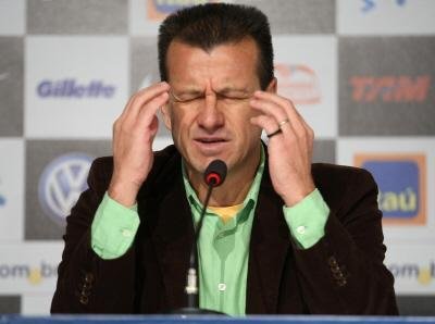 A possibilidade de Dunga ser treinador do Inter foi descartada por Fernando Carvalho