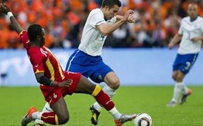 Holanda goleia Gana por 4 a 0 em amistoso