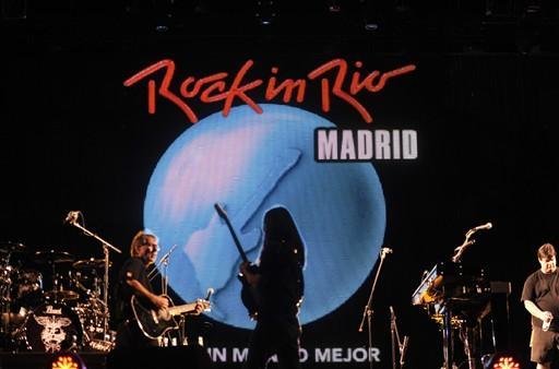 Bon Jovi, John Mayer, os espanh&oacute;is Pereza e o DJ Paul Van Dyk abriram festival nesta sexta-feira