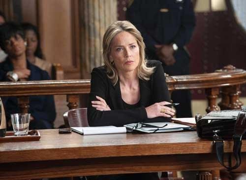 Sharon Stone vive promotora em Law & Order: Special Victims Unit
