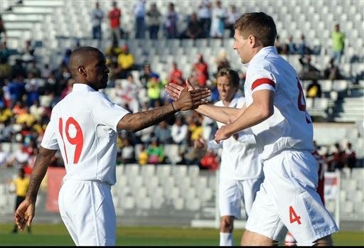 Inglaterra supera time sul-africano em jogo-treino