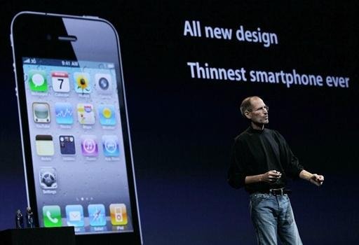 Steve Jobs divulga &uacute;ltima vers&atilde;o do iPhone