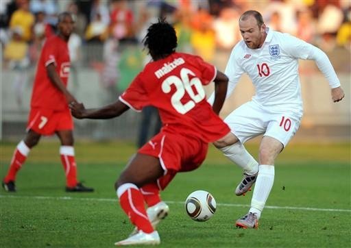 Rooney aprova atua&ccedil;&atilde;o da Inglaterra em jogo-treino
