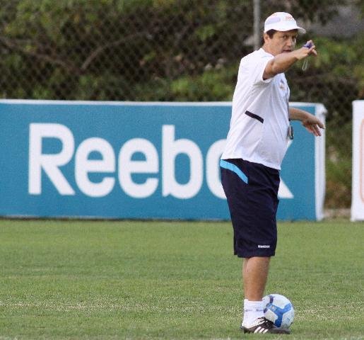 Adilson estaria pr&oacute;ximo de fechar com o Inter