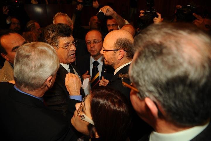 Falta de quorum adia vota&ccedil;&atilde;o do projeto de restrutura&ccedil;&atilde;o da Fase 
