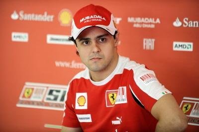 Ferrari renova com Massa por dois anos