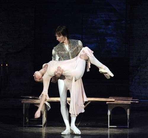 Ballet Imperial reencena Romeu e Julieta hoje