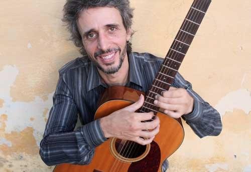 Vitor Ramil toca no Theatro S&atilde;o Pedro