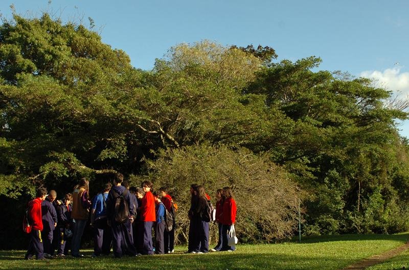 Jardim Bot&acirc;nico encanta estudantes da Capital