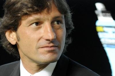 Oficialmente, presidente colorado est&aacute; acompanhando time B em torneio na Europa