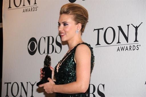 Scarlett Johansson &eacute; premiada nos EUA