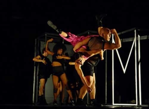 Projeto exibe cenas de dan&ccedil;a gratuita na Capital