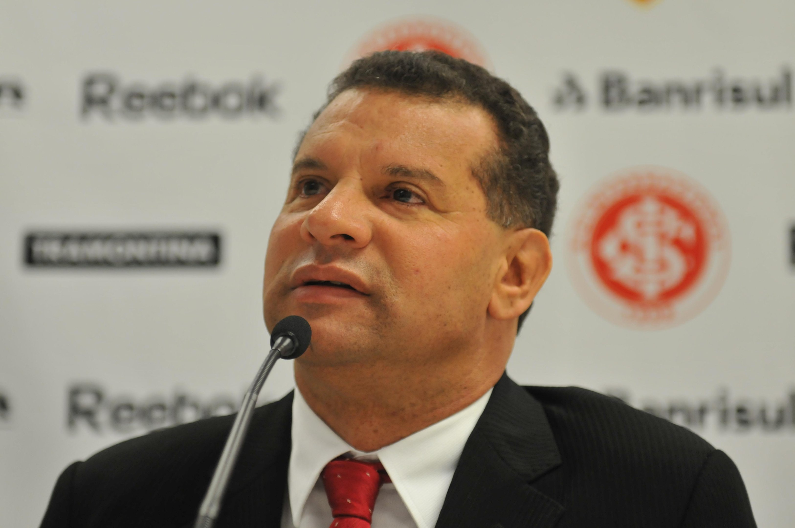 T&eacute;cnico acredita que grupo colorado &eacute; um dos melhores do Brasileir&atilde;o